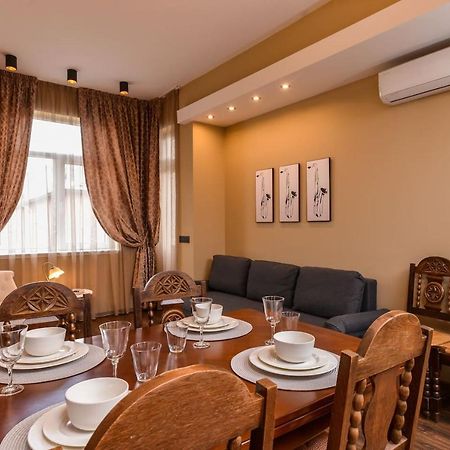 Sofia Dream Apartments - Jazzy Two Bedroom Suite By Flat Mаnager Zewnętrze zdjęcie